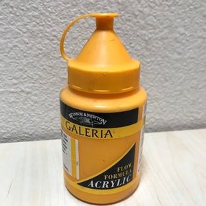 Winsor Newton Galeria Flow Formula Acrylic Paint Deep Yellow..